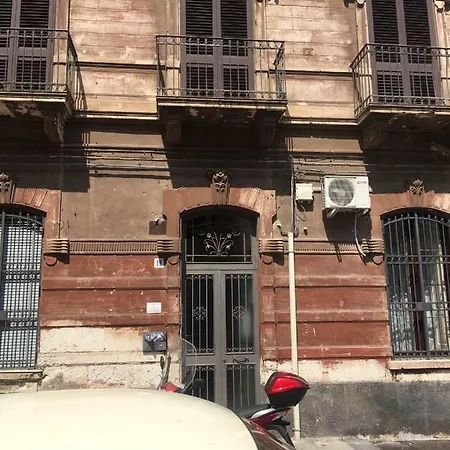 Apartament A Casa Del Reuccio *